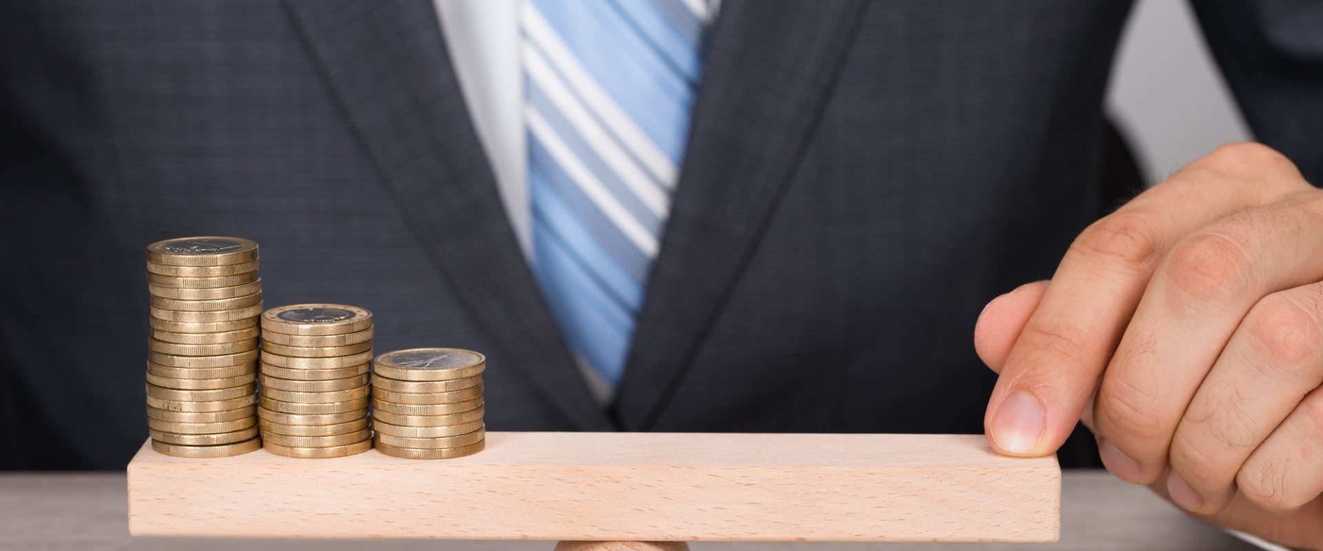 How does wealth management make money?